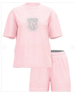 Pijama Remera Shorts Rosa Strasses Linea Signature XS S Victoria's Secret - comprar online