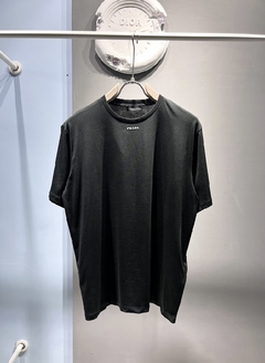 CAMISETA PRADA OVERSIZE