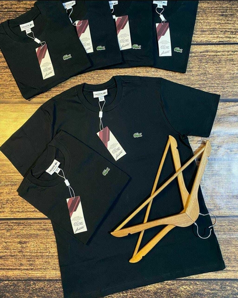 CAMISETA LACOSTE PRETA