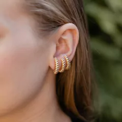 Ear hook texturizado
