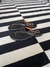 Ojotas de cuero love negras - comprar online