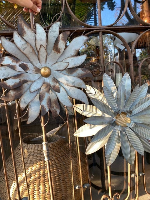 ADORNO DE METAL FLOR PARA PARED 47X6 - cd. 1569