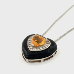 Colar Coração Esmaltado  com Zircônia Cúbica - loja online