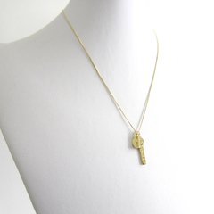 Colar Plaquinhas Dourado. - comprar online