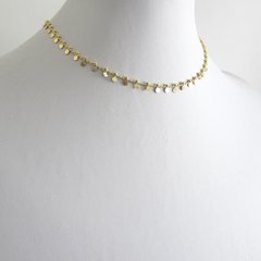 Colar Choker Dourado. - comprar online