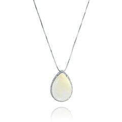 Colar Gota Madrepérola com Zircônia Cravejada.