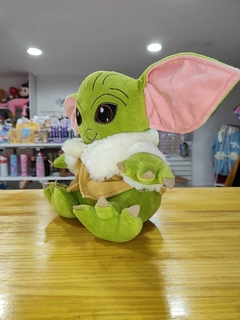 Peluches Baby Yoda - comprar online