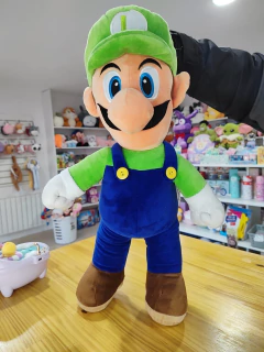 Peluche Luigi en internet