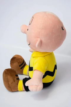 Peluche Charlie Brown en internet