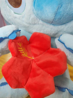 Imagen de Peluche Stitch con manta