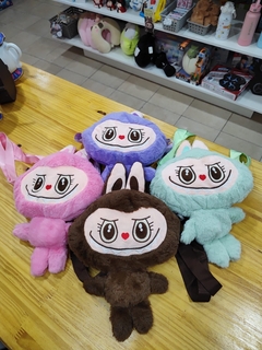 Cartera peluche Labubu - comprar online