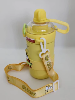 Botella Snoopy importada en internet