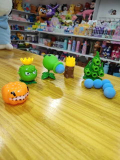 Juego Plantas vs Zombies - Kawaii Neko