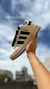 ADIDAS CAMPUS CUERO - BLANCAS TIRAS NEGRAS en internet
