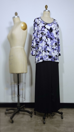 Blusa 42 Seda fría con galón de atrás.