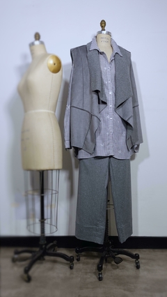 Traje 62 Gamuza,lana y boutone - Leonardo Salanitri