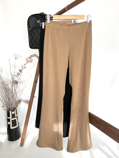 Pantalón Flare - comprar online