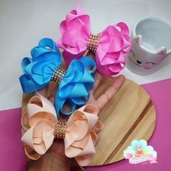 LAÇO BOUTIQUE DUPLO COM PÉROLAS (cópia)