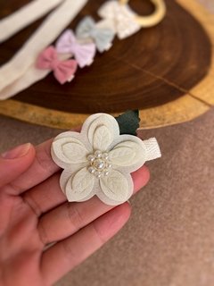 Bella Flor P - pérolas
