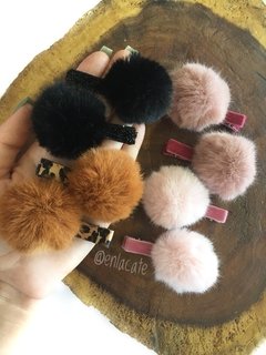 Pompom de pelúcia - Parzinho - comprar online