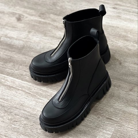 ISLAND - NEGRO - comprar online