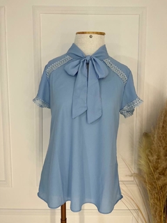 Blusa com amarração