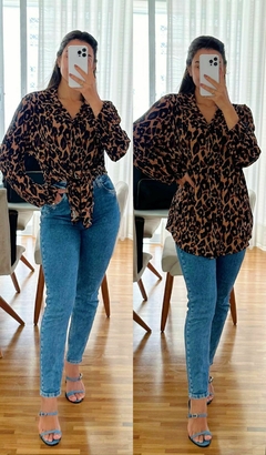Camisa Animal Print Onça