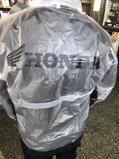 PILOTO DE LLUVIA TRANSPARENTE en internet