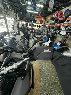 MANGA CUBRE PUÑOS FMX PREMIUM - comprar online