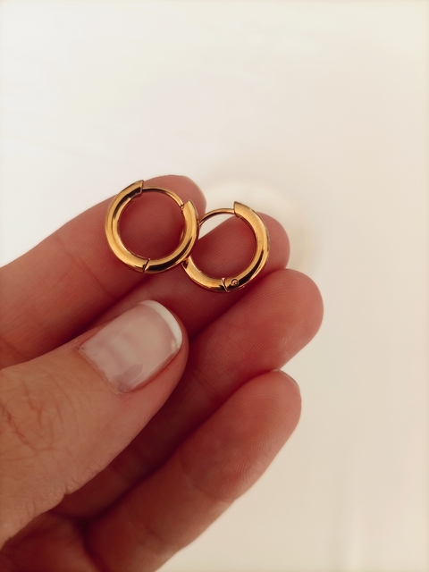 Aros Sara Dorados M (1,2 cm)