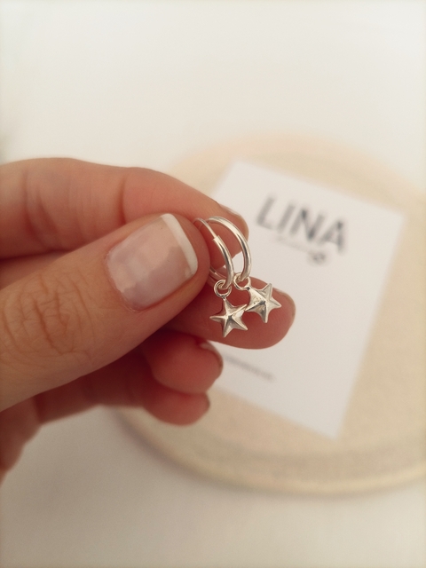 Argollitas Dije Estrella - (1, 2 cm de diámetro)