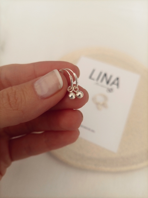 Argollitas Dije Bolita - (1 cm de diámetro)