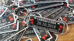 Kit com 35 Chaveiro chapinha de metal personalizado na internet