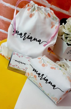 Kit com necessaire +espelho +saquinho PEDIDO MÍNIMO 8 UNIDADES - comprar online