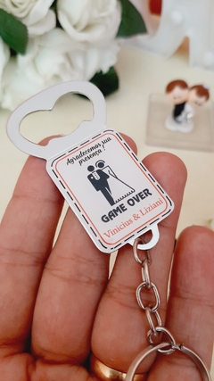Imagem do Pacote com 100 Chaveiros abridor de garrafas