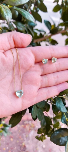 Conjunto Ponto de Luz Coração com cristal em cor Azul turquesa - Banhado a Ouro 18K - comprar online