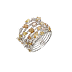 Anel de ouro branco com diamantes incolores e amarelos em diversos formatos