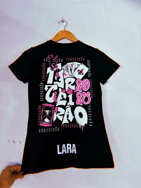 CAMISETA BARALHO E AMPULHETA (TERCEIRÃO) - comprar online