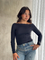 blusa gola canoa preta
