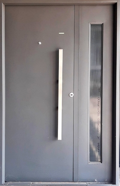 puerta y media inyectada 701