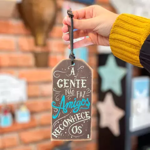 Tag - A gente não faz amigos - comprar online