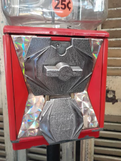 Maquina Expendedora de Golosinas Made in U.S.A. Década del 60 en internet