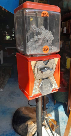 Maquina Expendedora de Golosinas Made in U.S.A. Década del 60