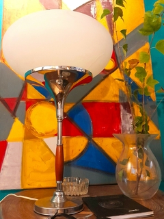 Lampara Estilo Art-Deco Modernista en internet