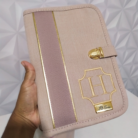 Porta caderneta de vacinas Linho Rose com dourado