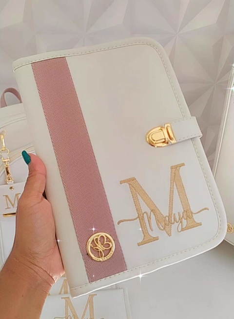 Porta caderneta de vacinação White off com Rose