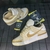 NIke Dunk Twist Bege/Branco na internet