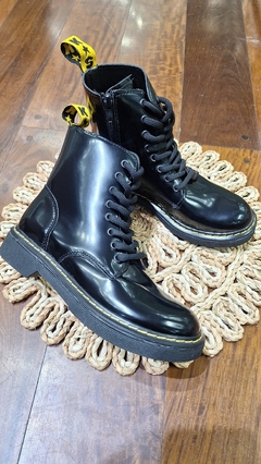 BORCEGO PHILIP NEGRO CHAROL - comprar online