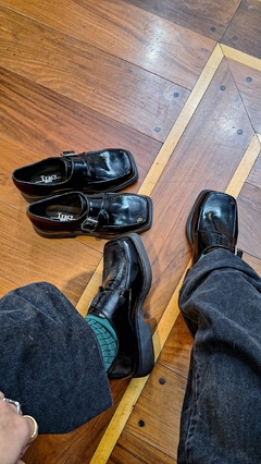 MOCASIN JAROL CUERO NEGRO CHAROL - comprar online