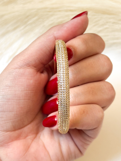 Bracelete cravejado na internet